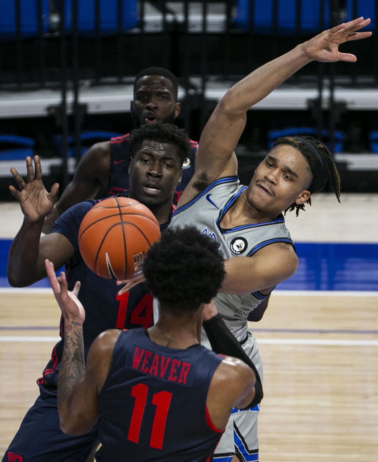 Billikens face off with Flyers